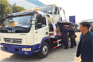 玉环汽车道路救援拖车价格